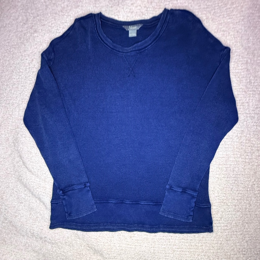 Natural Reflections Women's Blue Thermal Top sz large
